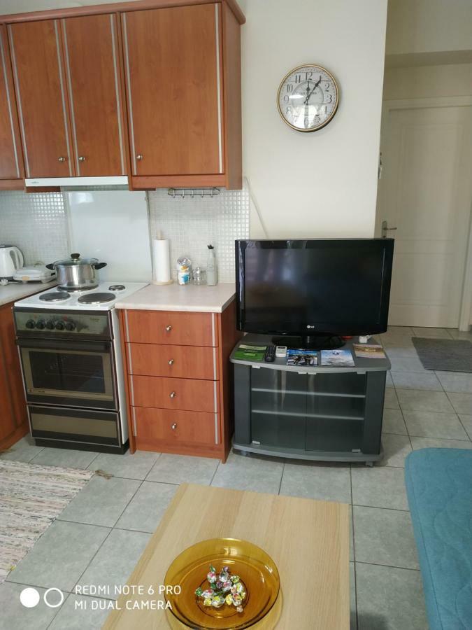 Ourania'S Apartments Kamena Vourla Dış mekan fotoğraf