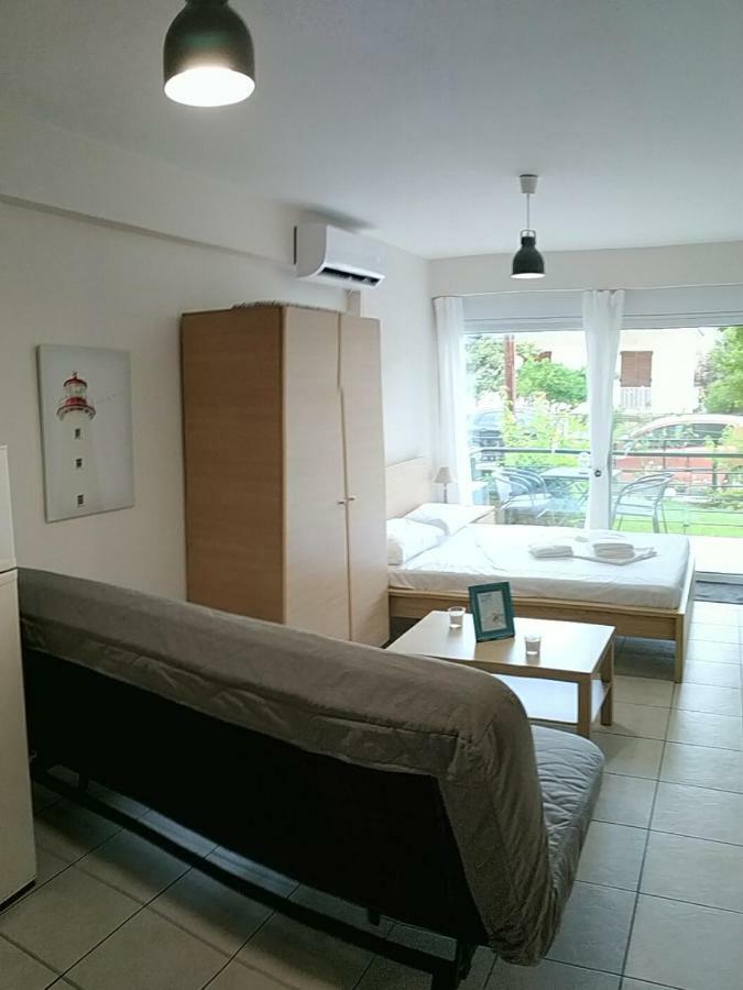 Ourania'S Apartments Kamena Vourla Dış mekan fotoğraf