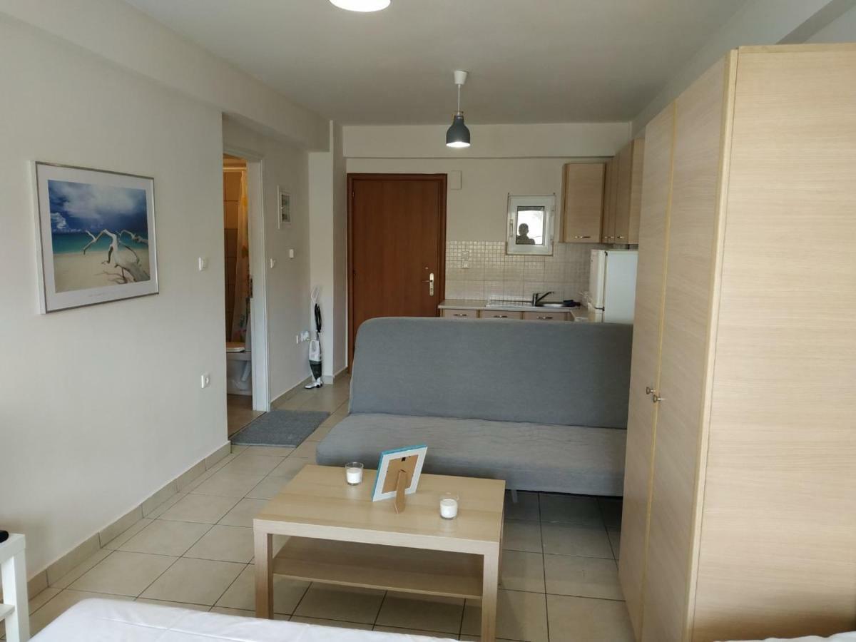Ourania'S Apartments Kamena Vourla Dış mekan fotoğraf