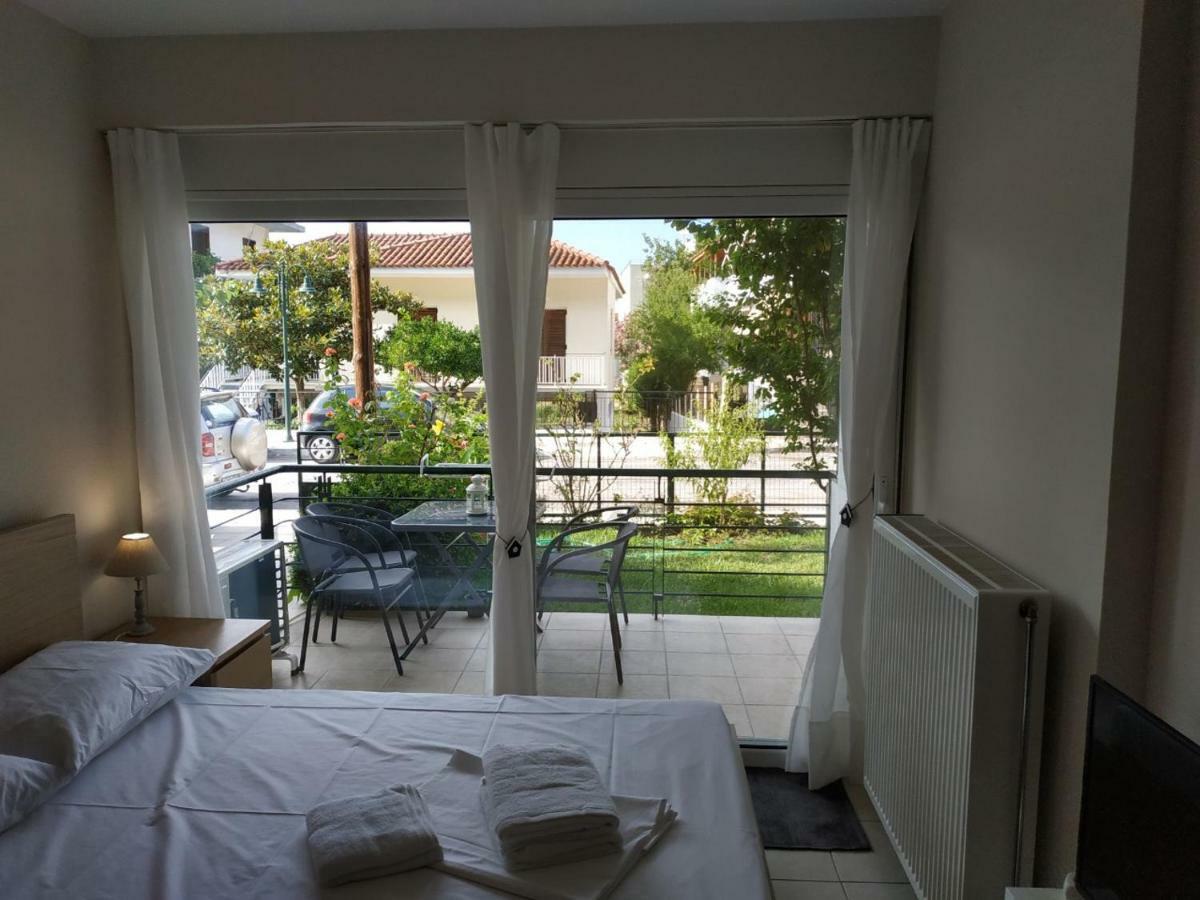 Ourania'S Apartments Kamena Vourla Dış mekan fotoğraf